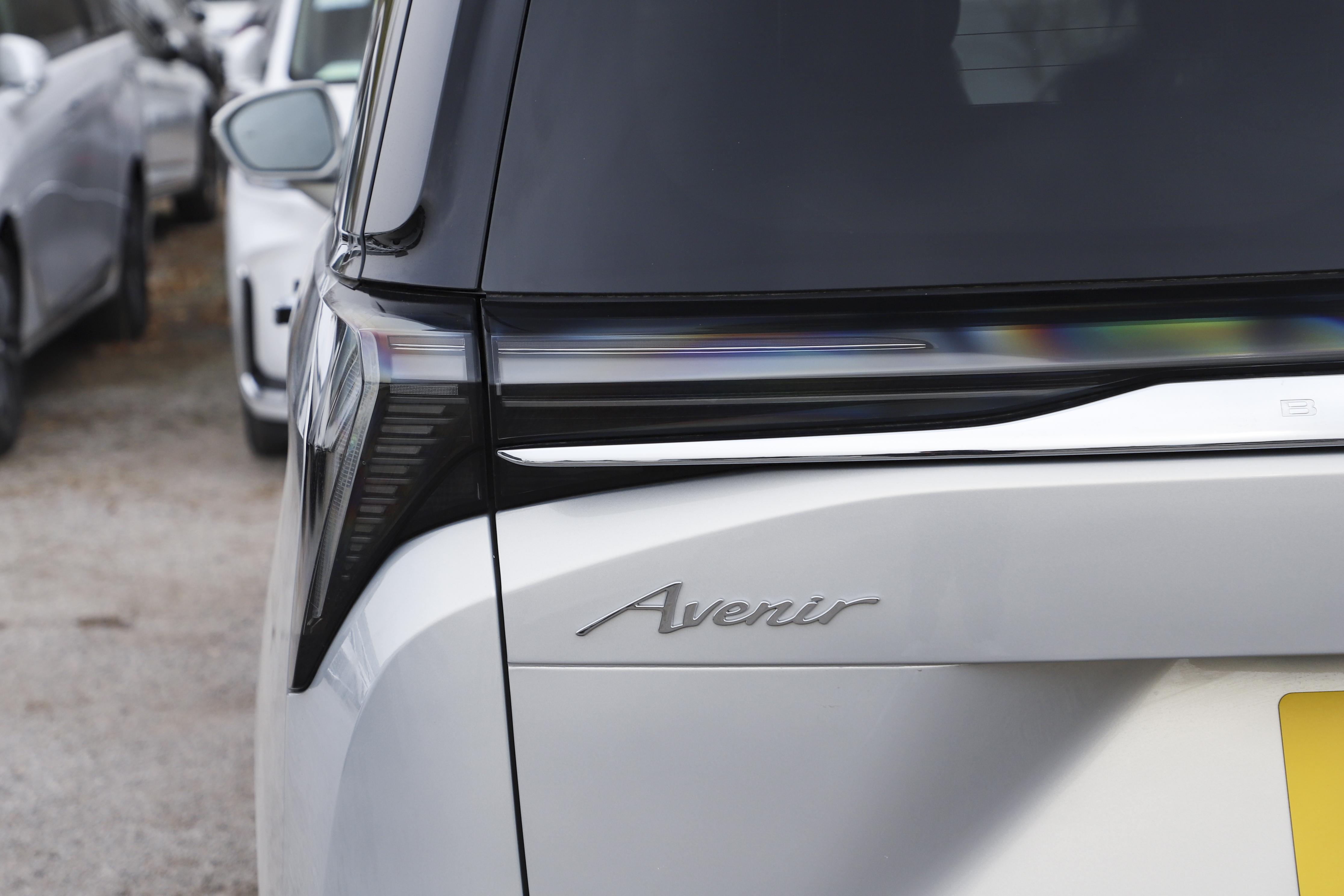 _世家集团_世家置业有限公司