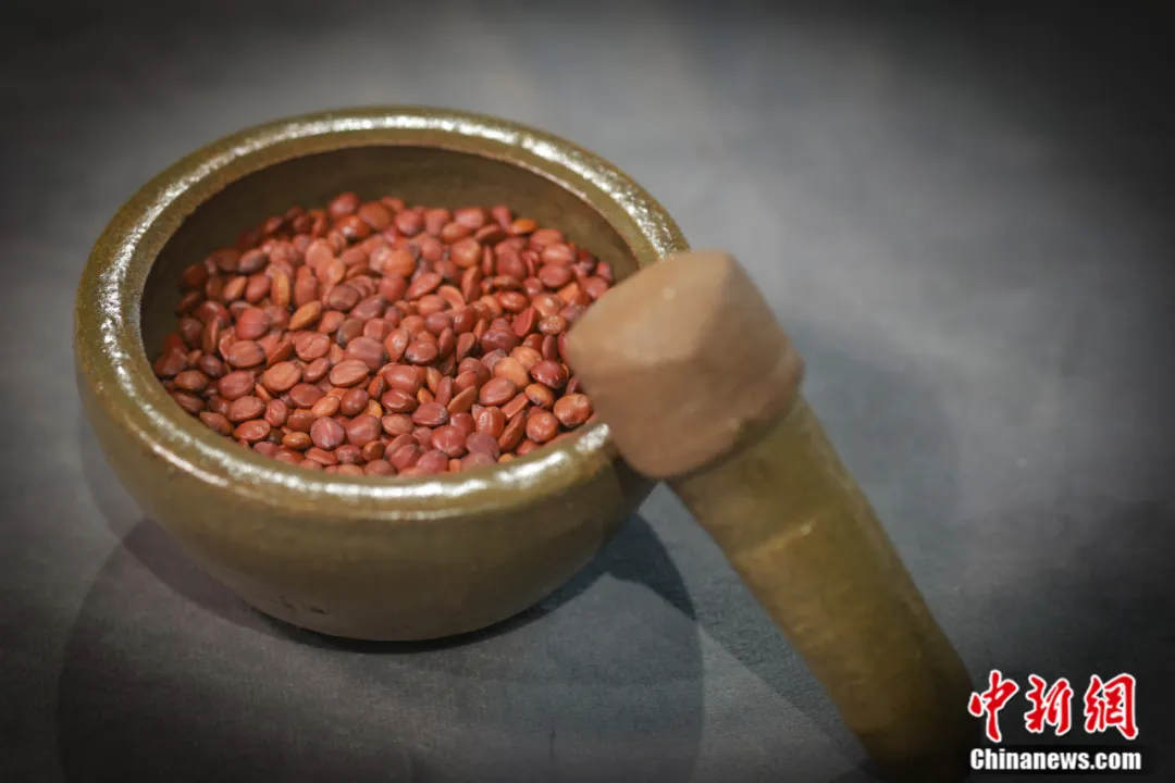 睡不着的中国人，被这个小县城“拿捏”了