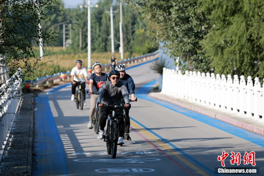 睡不着的中国人，被这个小县城“拿捏”了__睡不着的中国人，被这个小县城“拿捏”了