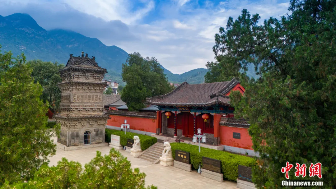 _睡不着的中国人，被这个小县城“拿捏”了_睡不着的中国人，被这个小县城“拿捏”了