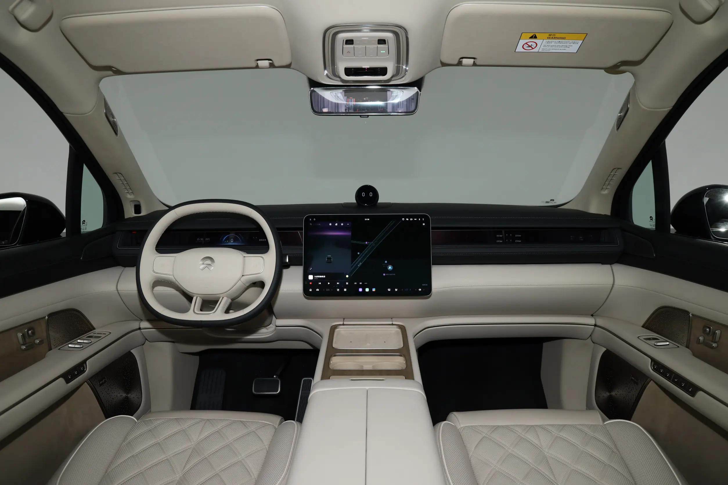 _蔚来后排_蔚来后排能放平吗