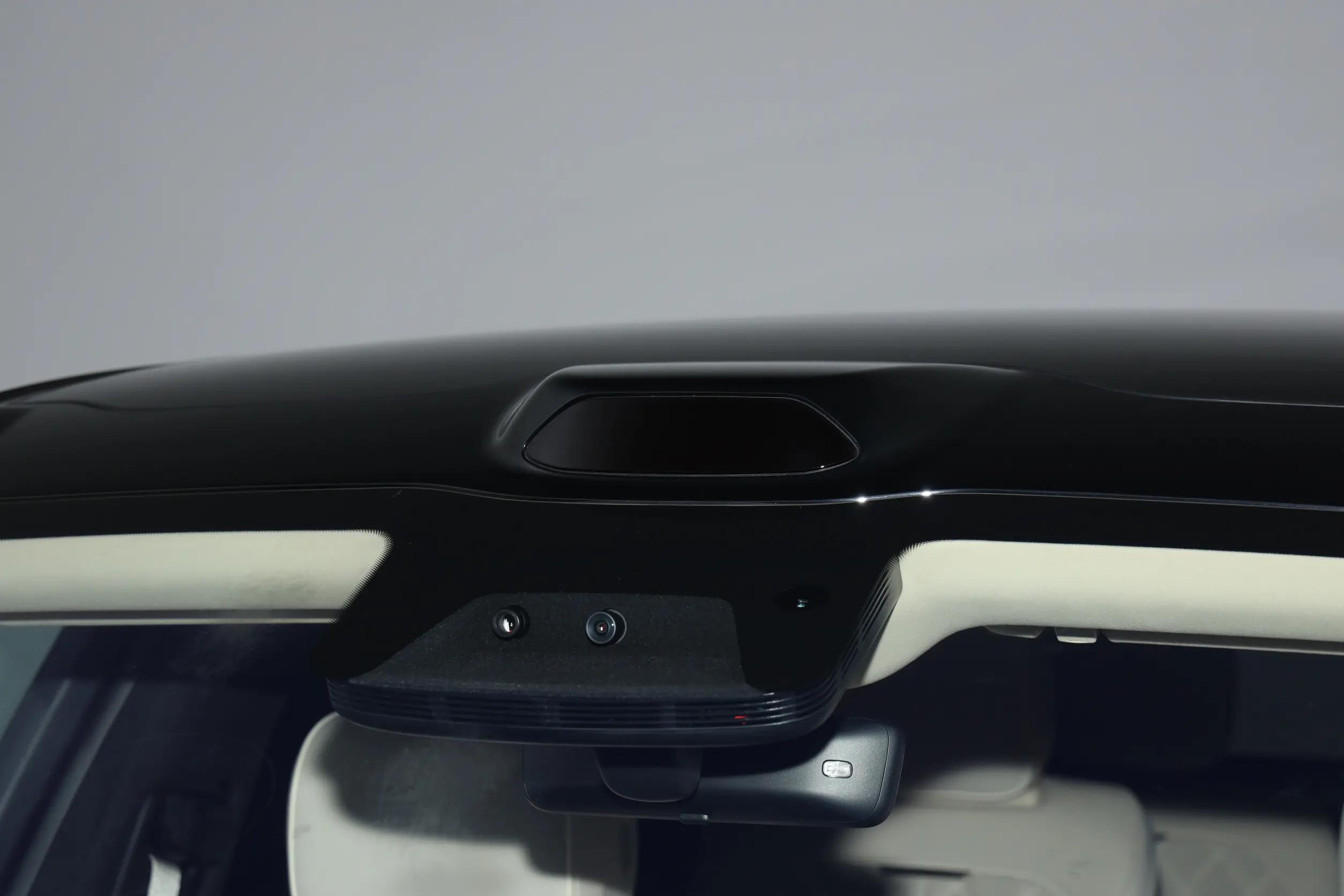 蔚来后排能放平吗_蔚来后排_