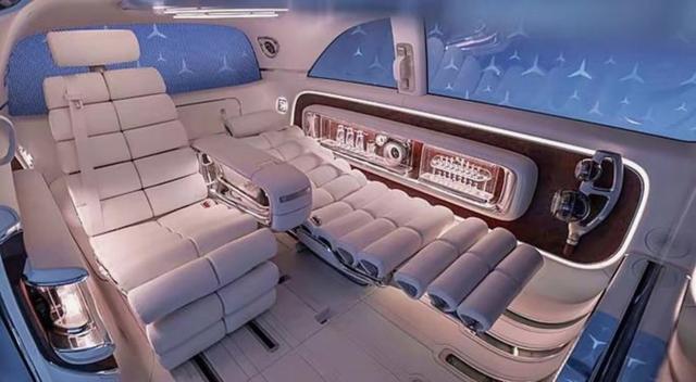 意不意外，世界十大车企灵光一闪，特斯拉位居美国第一丰田日本第二比亚迪中国第三，德国豪强保时捷梅赛德斯奔驰宝马三强齐聚榜单前列-有驾