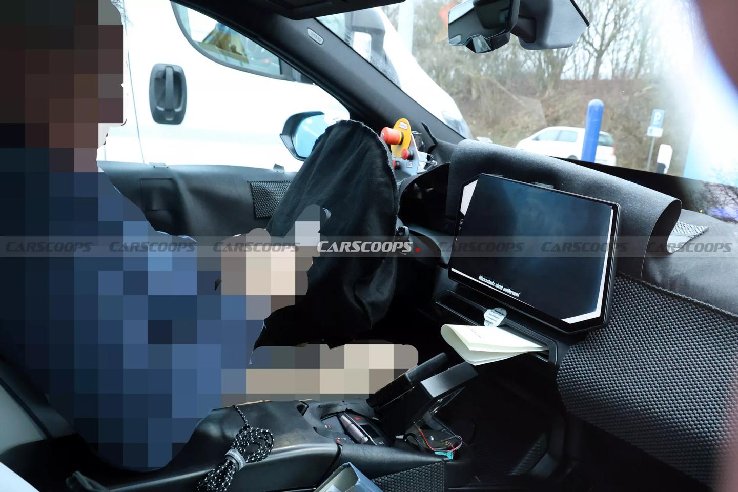 宝马中控屏幕有几个版本_宝马中控换代_