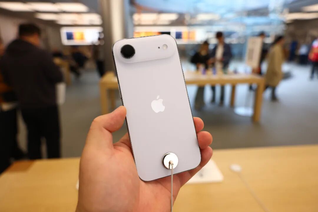 海南封关首日，iPhone最高可减2140元