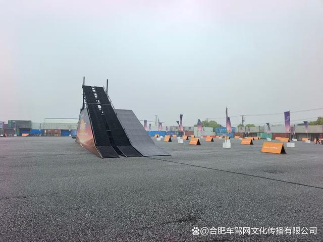 短期 SUV 越野展示架商家供应-有驾