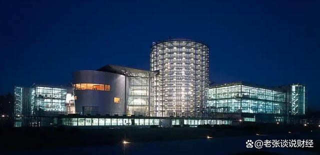 大众首次关闭德国生产线，德国大众汽车定于当地时间16日，关闭其被称为“透明工厂”的萨克森州德累斯顿工厂生产线