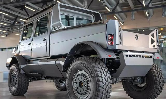 新款奔驰乌尼莫克亮相,四门设计超酷,搭载7.7T强劲柴油动力-有驾