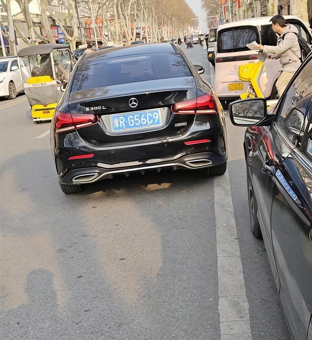 别跪了！海外E300只卖30万，奔驰的“税”里七成是智商税-有驾