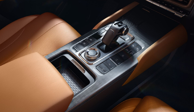 限时优惠换新价23.29万元 哈弗H9穿越版上市