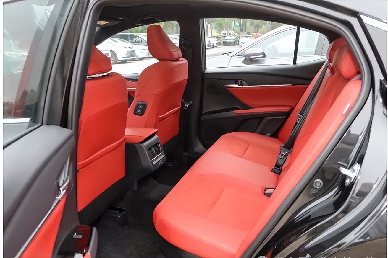 丰田suv车型大全油耗_丰田汽车油耗排行榜_