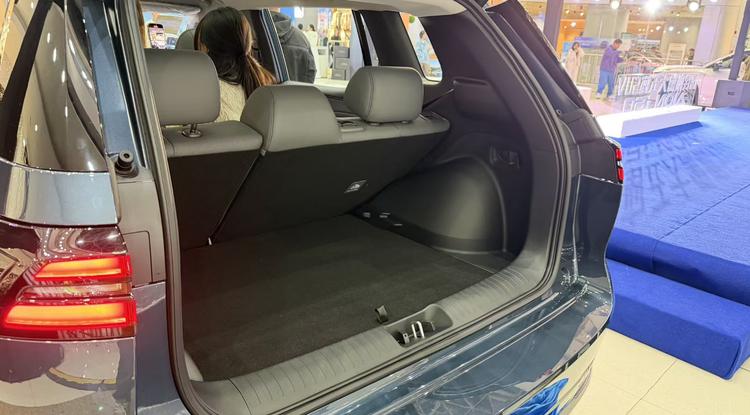 _国民增程大五座SUV 埃安i60于广州白云万达璀璨亮相_国民增程大五座SUV 埃安i60于广州白云万达璀璨亮相