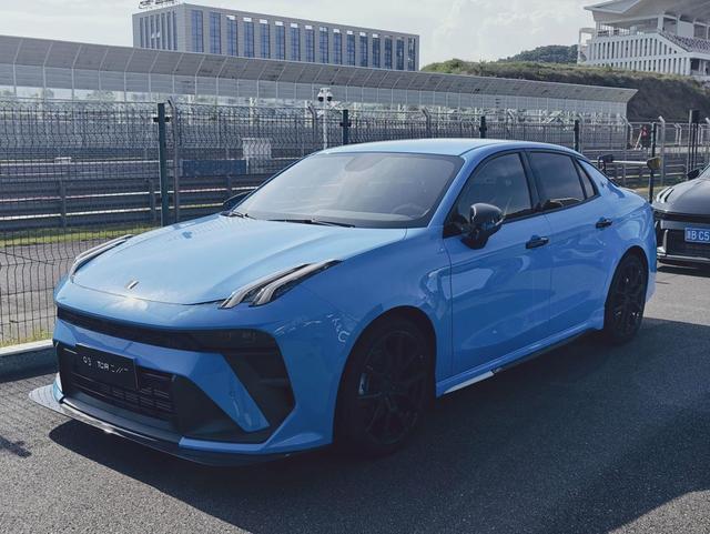 领克老款性能车为何四年了，新车还打不过它-有驾