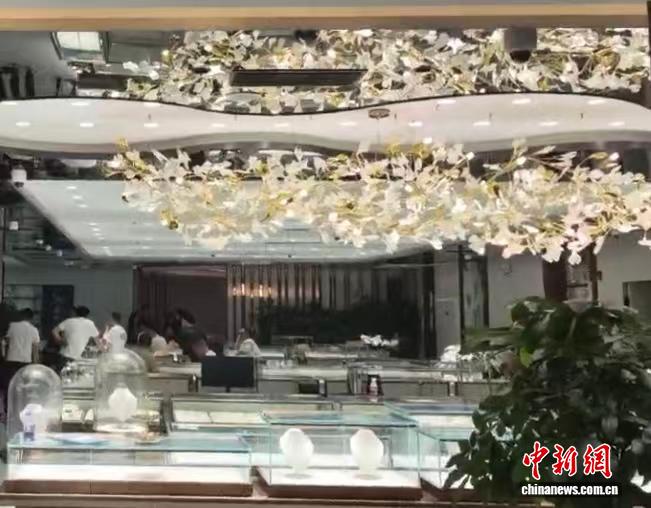 【民生调查局】崩盘的黄金私盘对赌_【民生调查局】崩盘的黄金私盘对赌_