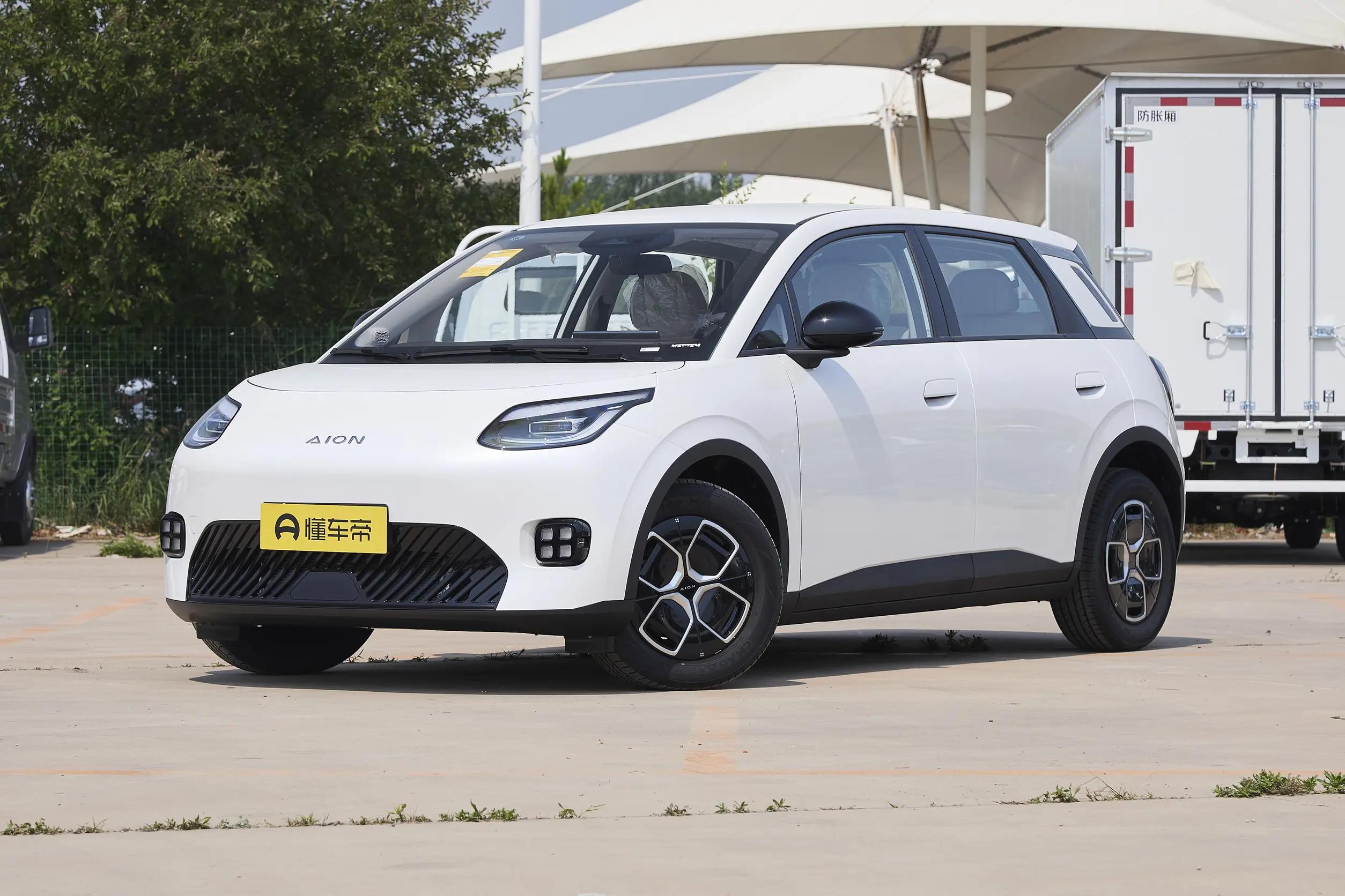 江淮出的新款车_江淮2021新车谍照_