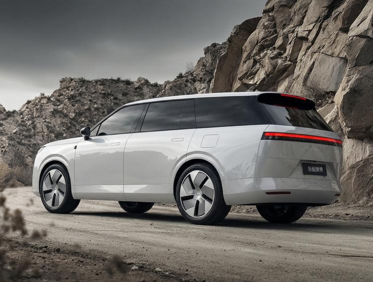 _路虎揽胜小型suv_路虎小揽胜多少钱