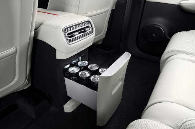 国产轿车红旗15万元__阿里巴巴正式在纽交所上市