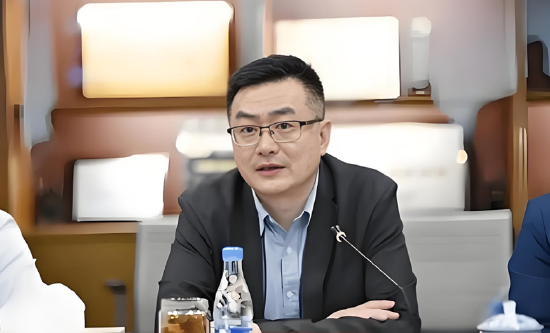 重磅！芦苇调任邮政集团副总经理，拟任邮储银行行长