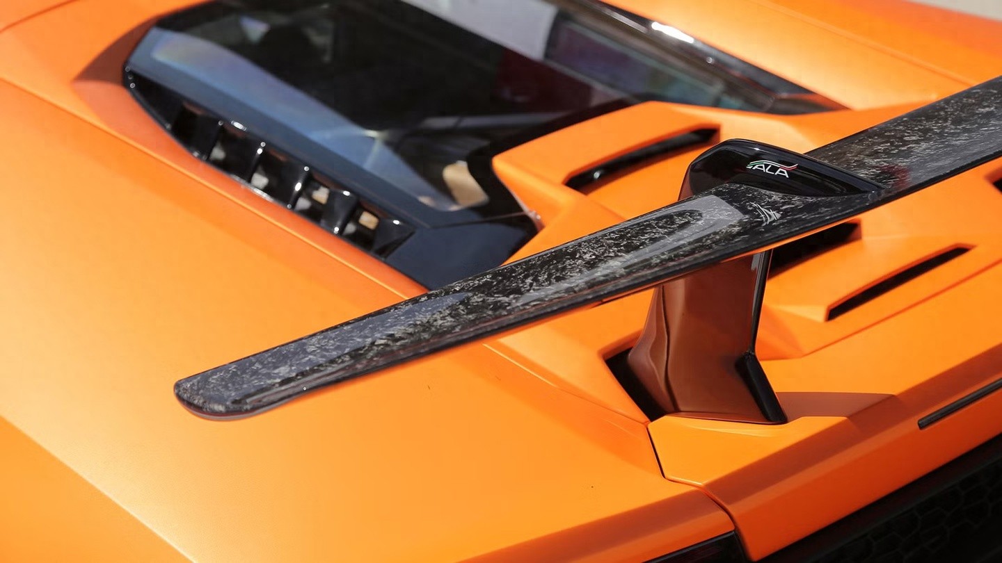 兰博基尼新专利曝光：用磁铁取代液压，重新定义超跑尾翼