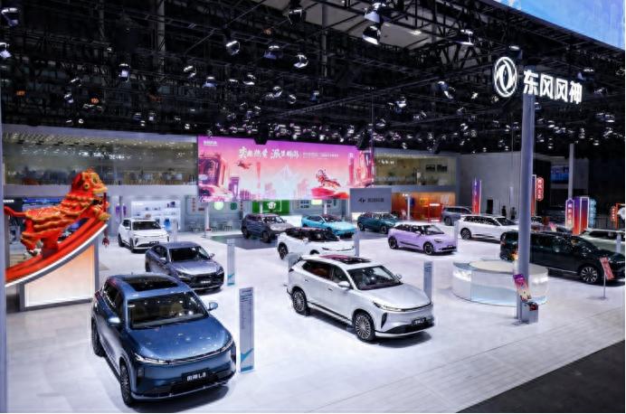 东风风神2025：在”大兵团作战”中守住”家”的阵地