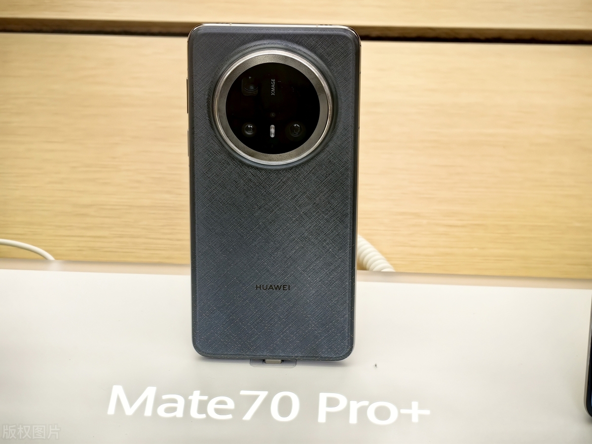 华为收购蔚来_华为蔚来价格_