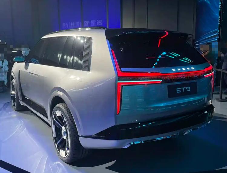 奇瑞的竞品车是哪些_福特7座suv锐界报价表_