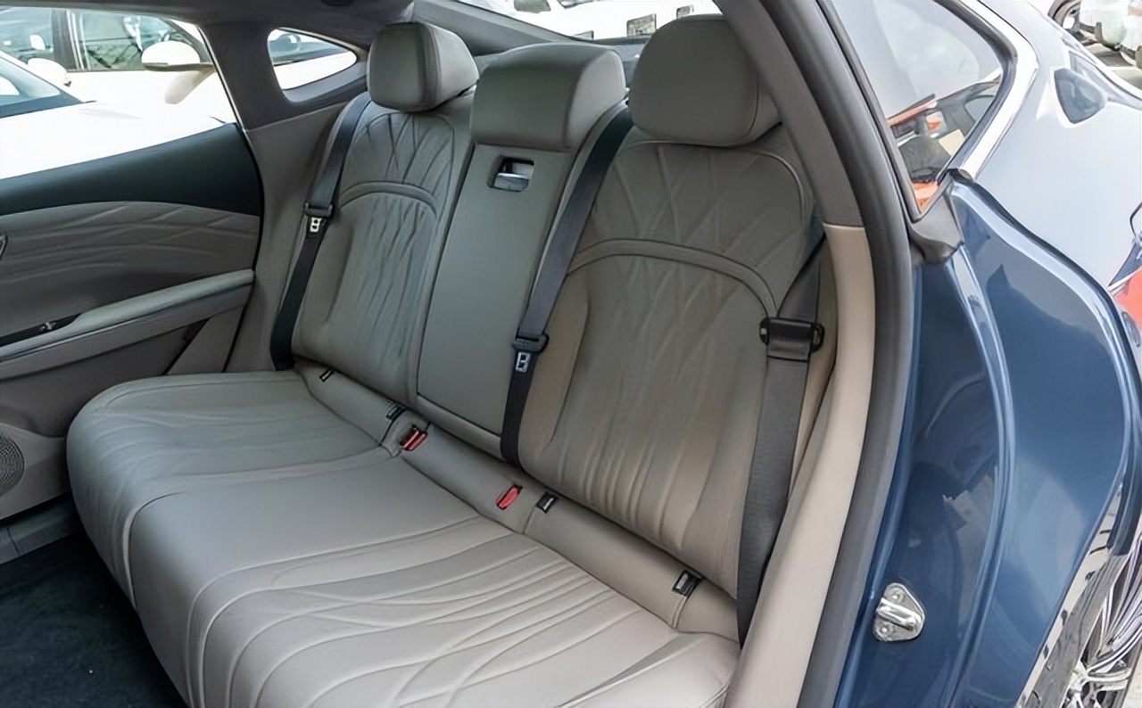 _吉利王牌suv多少钱_吉利又一王牌