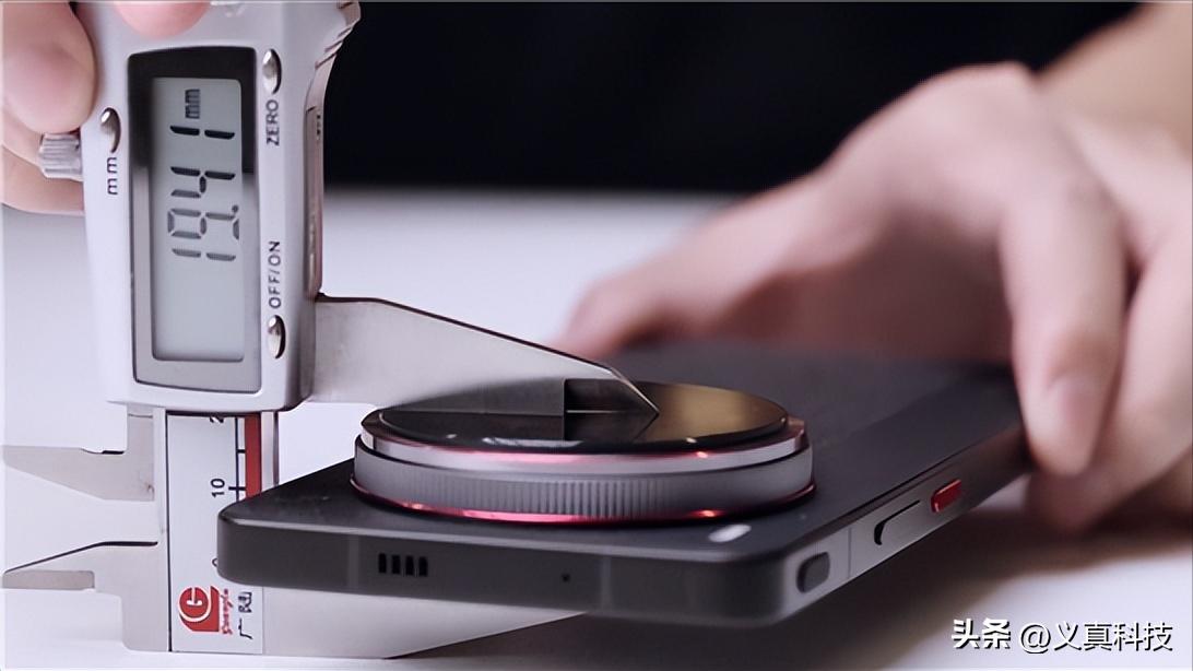 _vivo X300u值得等吗?OPPO Find X9u呢,OV神仙打架之超大杯影像解析_vivo X300u值得等吗?OPPO Find X9u呢,OV神仙打架之超大杯影像解析