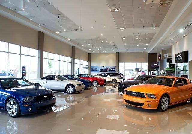 4s店挑车选车注意事项__激烈驾驶损害车误区