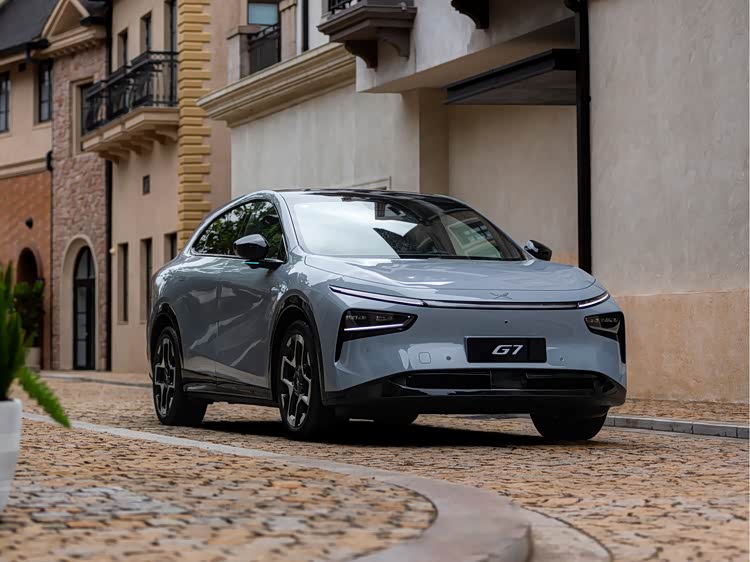 _成绩“不及格”：小鹏冲击高端再度“失败”吗？_成绩“不及格”：小鹏冲击高端再度“失败”吗？