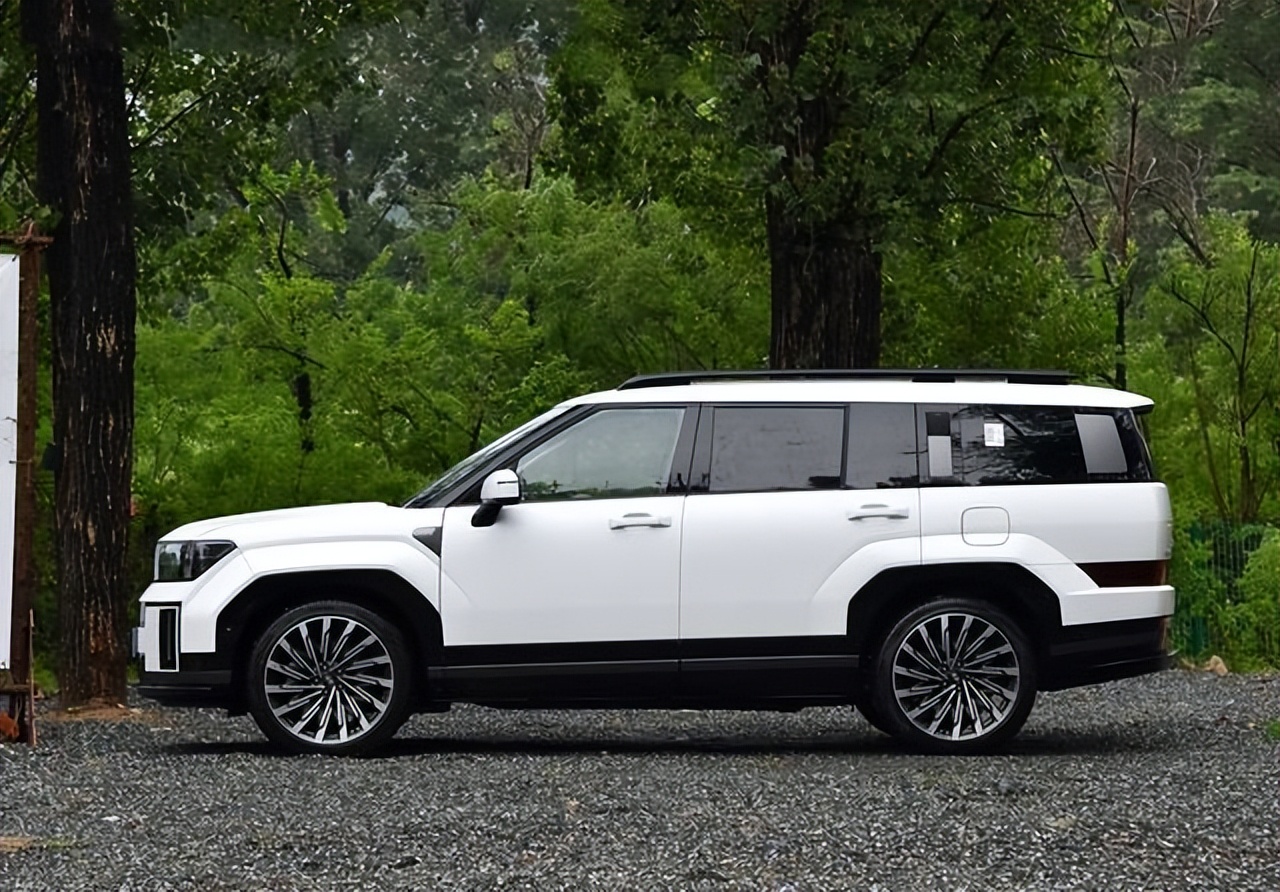 _汉兰达2022改装_汉兰达低配改高配