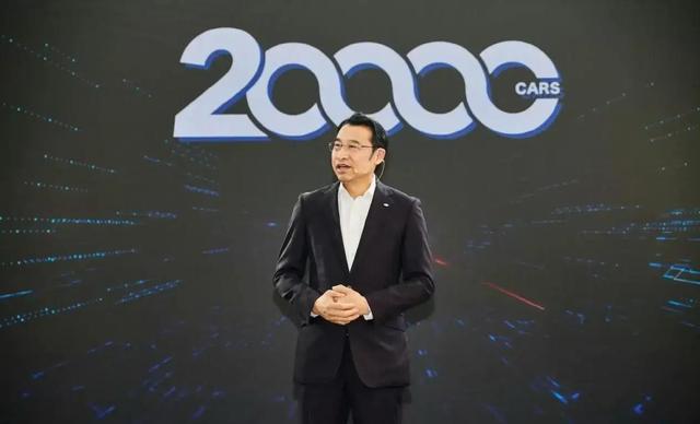 陈豪夫妇复购腾势D9,这款车为何受高端家庭青睐-有驾