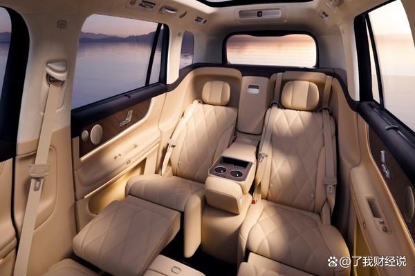 50万豪华由Logo转能力，问界M9 10选7，豪华凭什么变为确定性？-有驾