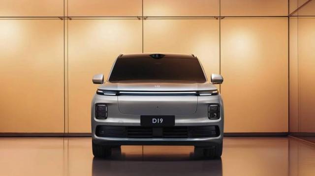 十年磨一剑,零跑D19以全域自研技术交出旗舰答卷,突破行业技术壁垒,回应市场质疑,彰显自主品牌实力-有驾