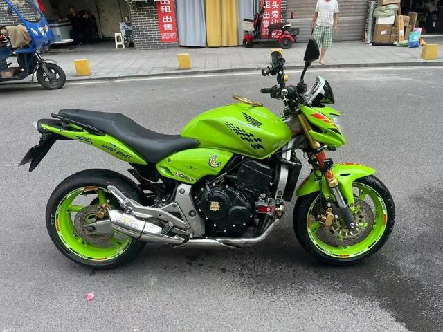 预算8000买二手摩托？3款公认耐用神车助你省万元维修费-有驾