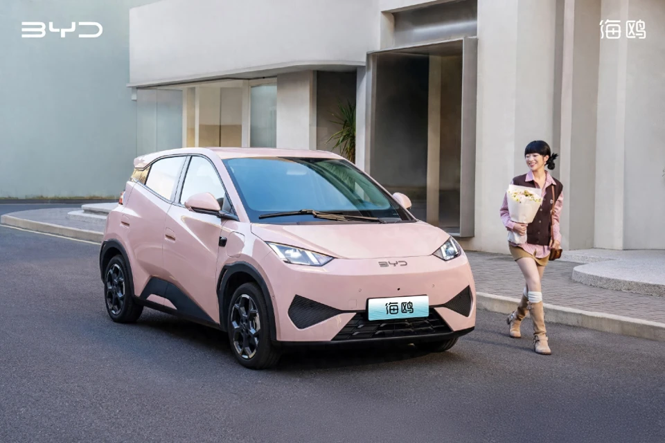 出口销量破百万，比亚迪公布2025年销量4602436辆