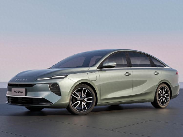 7.98万起，比秦PLUS EV还便宜，荣威D6为何卖不好？