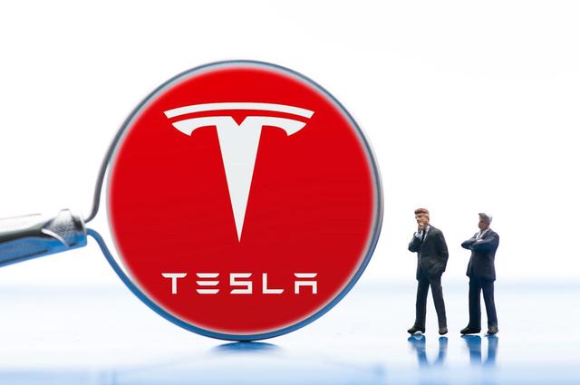 拆了特斯拉财报后震惊了，网友感叹：比亚迪卖车，特斯拉卖梦！-有驾