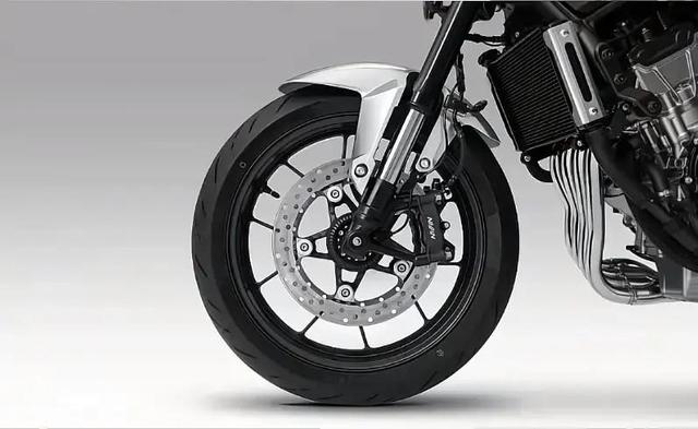 本田四缸CB500SF售价曝光国产车价格压力陡增-有驾