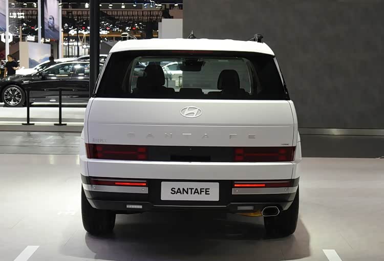 加量不加价，2026款胜达上市，现代被“骂”醒了？__加量不加价，2026款胜达上市，现代被“骂”醒了？