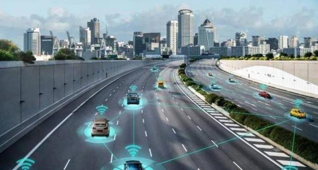 同事卖掉燃油车换成新能源车，开了两年告诉我们省钱是真的，电费远低于油费影响出行成本夹带加速快和科技配置丰富体验明显提升-有驾