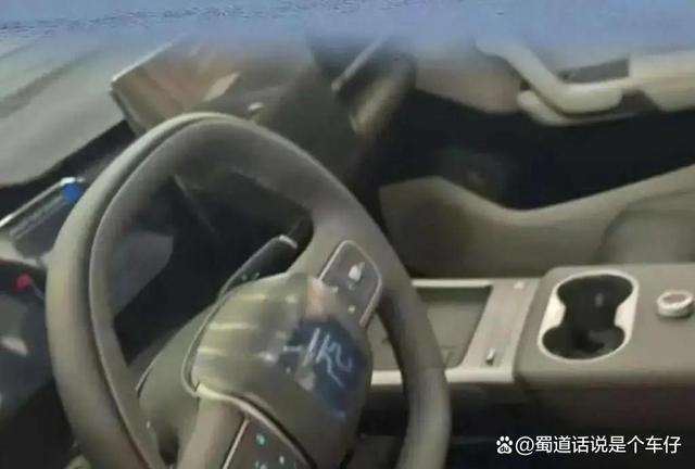 比亚迪销量猛增，新车型技术下放，竞争对手感压力-有驾