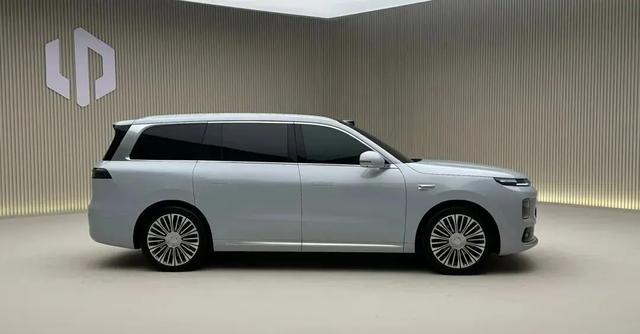 零跑D19引爆价格战：用80度电池和激光雷达，能打破15万-有驾