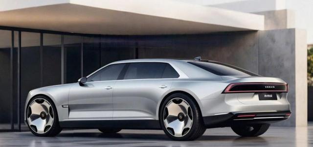 叫「极氪9S」还是现在的「极氪8X」又有什么关系呢，现在车企有「9字辈」SUV，几乎都有「8字辈」车型，差别在于成本高低和配置选择-有驾