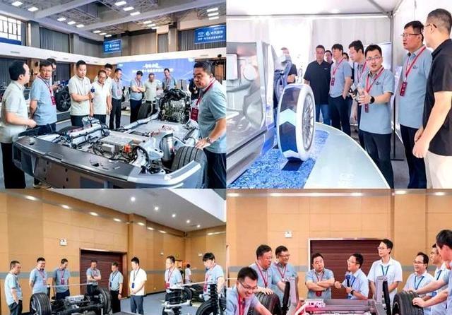 叫板BBA却被骂跪舔？底盘内卷里最刺眼的两副面孔-有驾