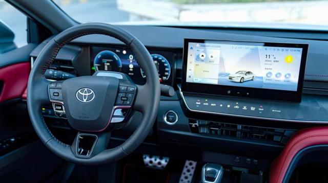 丰田品质B级纯电家轿9.38万起售,依托智能T-pilot驾驶辅助,五重电池防护与八安全气囊全面保障安全与舒适-有驾