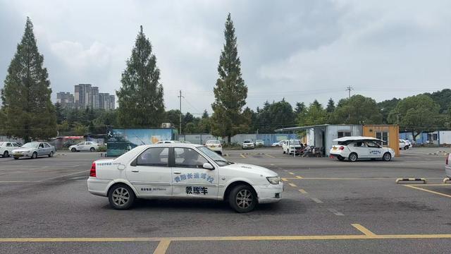 C1驾照学习机构助力安全出行之路