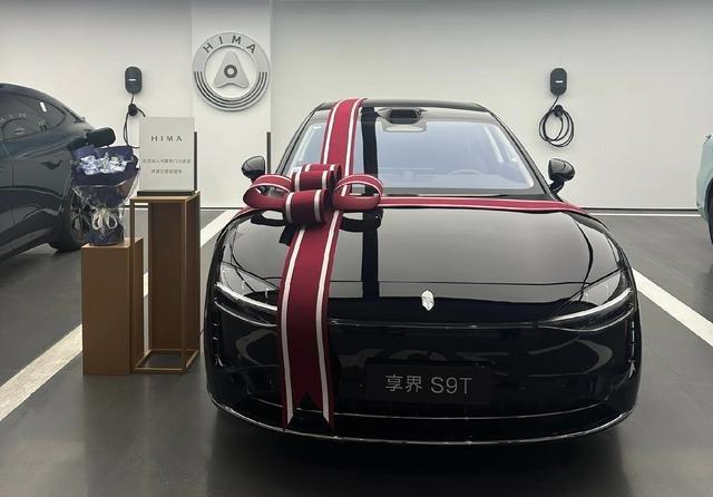 余承东布局的旅行车：日订单超两万，市场表现超豪华品牌