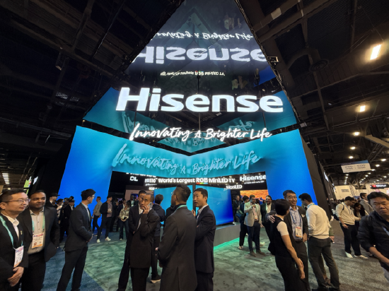 _直击CES | 芯片巨头集体站台联想,苏妈亲自彩排!FIFA主席为中企赴会,中国机器人军团出海_直击CES | 芯片巨头集体站台联想,苏妈亲自彩排!FIFA主席为中企赴会,中国机器人军团出海