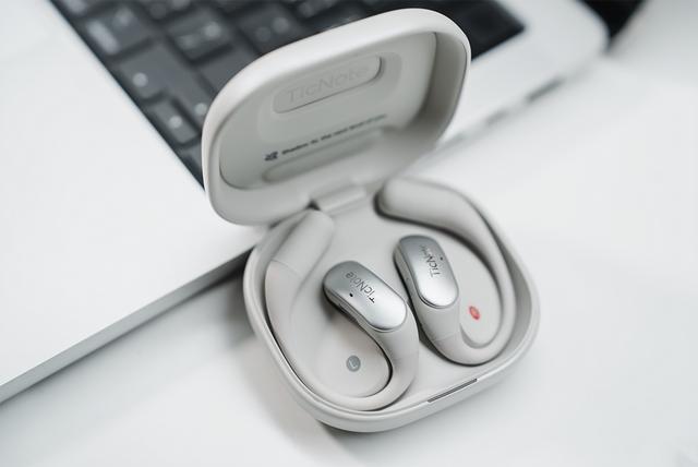 沈李斌出门问问_出门问问发布会_